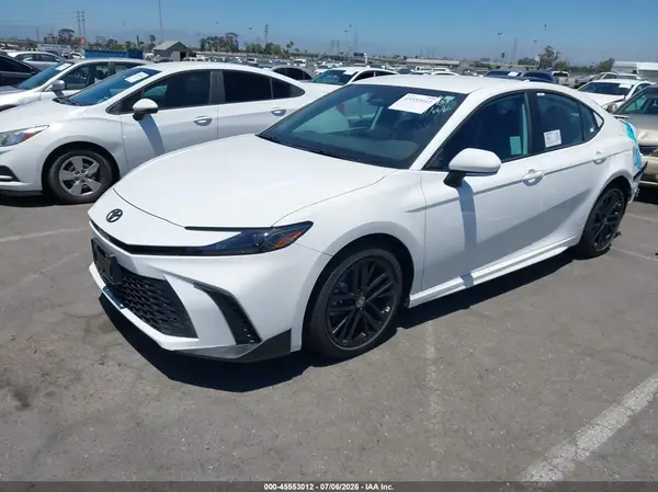 4T1DAACKXTU275904 2026 TOYOTA CAMRY - Image 2