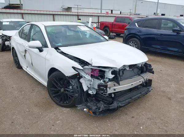 4T1DAACKXTU275952 2026 TOYOTA CAMRY - Image 1