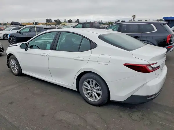 4T1DAACKXTU281167 2026 TOYOTA CAMRY - Image 2