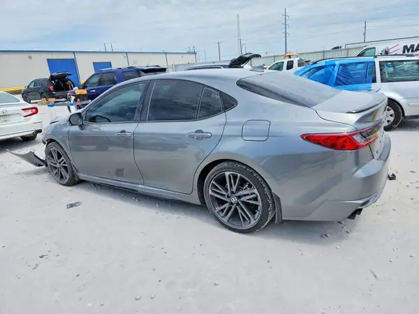 4T1DAACKXTU299880 2026 TOYOTA CAMRY - Image 2