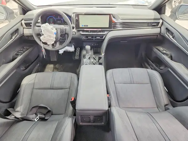4T1DAACKXTU299880 2026 TOYOTA CAMRY - Image 8