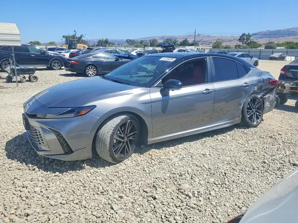 4T1DAACKXTU322672 2026 TOYOTA CAMRY - Image 1
