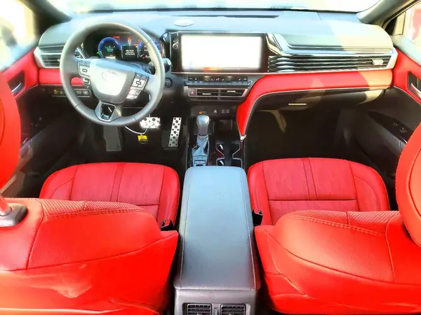 4T1DAACKXTU652019 2026 TOYOTA CAMRY - Image 8