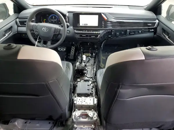 4T1DAACKXTU673405 2026 TOYOTA CAMRY - Image 8