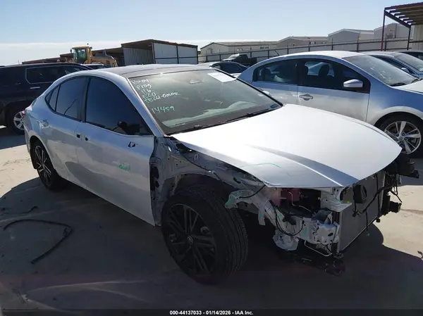 4T1DAACKXTU676112 2026 TOYOTA CAMRY - Image 1
