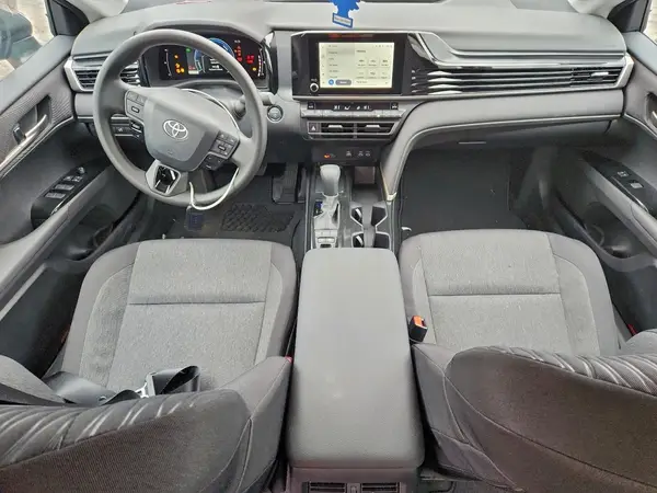 4T1DAACKXTU677597 2026 TOYOTA CAMRY - Image 8