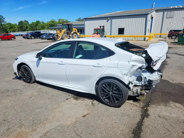 4T1DAACKXTU677955 2026 TOYOTA CAMRY - Image 2