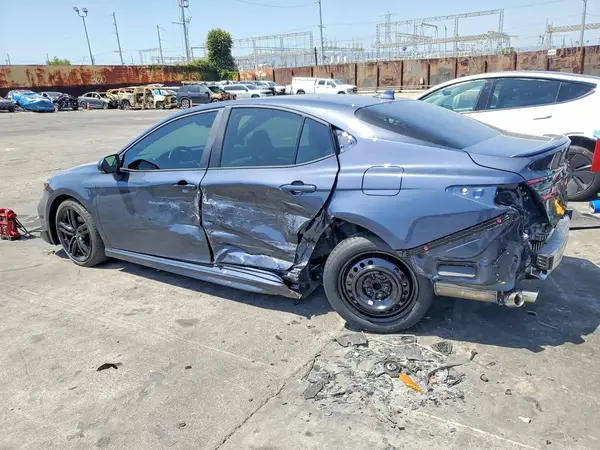 4T1DAACKXTU697252 2026 TOYOTA CAMRY - Image 2