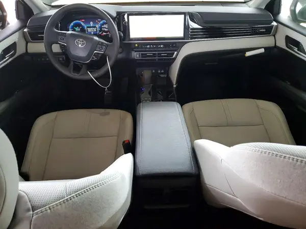 4T1DAACKXTU706841 2026 TOYOTA CAMRY - Image 8