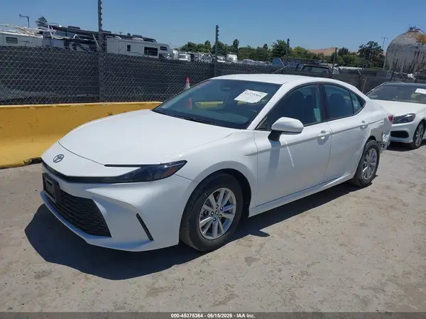 4T1DAACKXTU716916 2026 TOYOTA CAMRY - Image 2