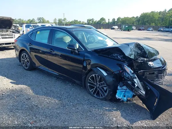 4T1DAACKXTU721548 2026 TOYOTA CAMRY - Image 1