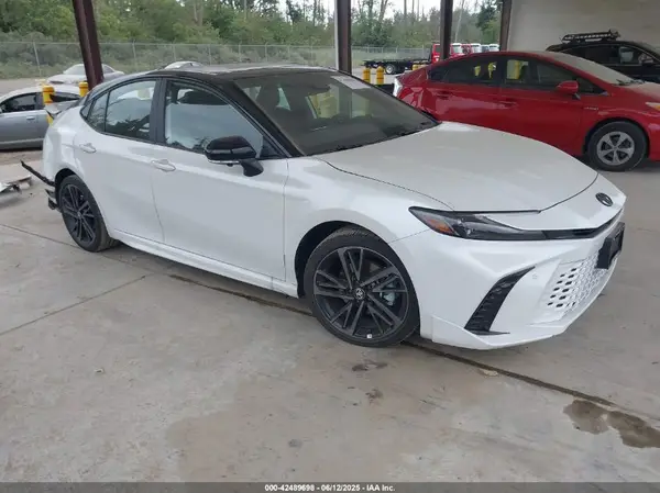 4T1DBADK0SU006661 2025 TOYOTA CAMRY - Image 1
