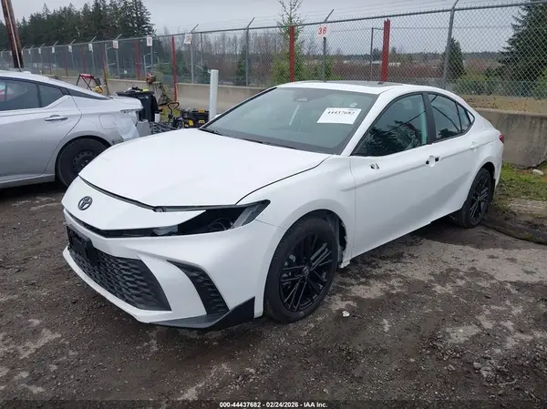 4T1DBADK0SU036159 2025 TOYOTA CAMRY - Image 2