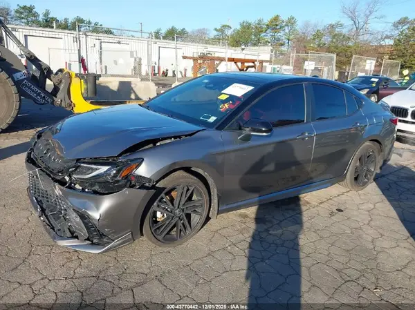 4T1DBADK0SU501720 2025 TOYOTA CAMRY - Image 2