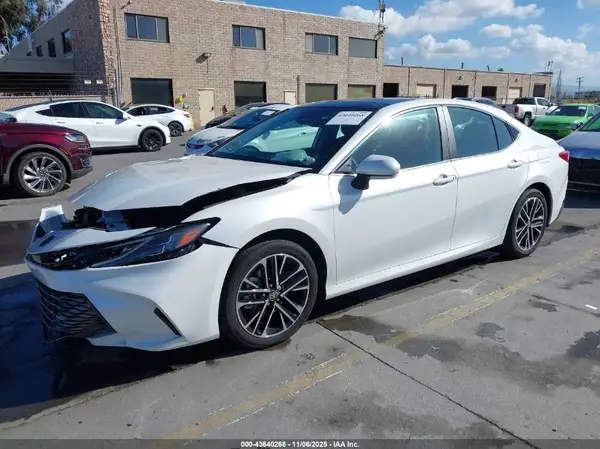 4T1DBADK0SU511499 2025 TOYOTA CAMRY - Image 2