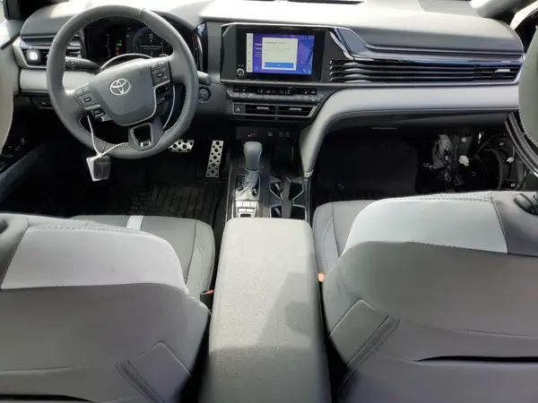 4T1DBADK0SU527945 2025 TOYOTA CAMRY - Image 8