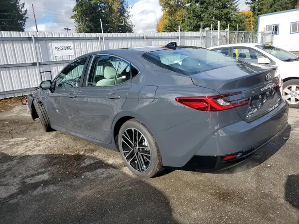 4T1DBADK0SU528660 2025 TOYOTA CAMRY - Image 2
