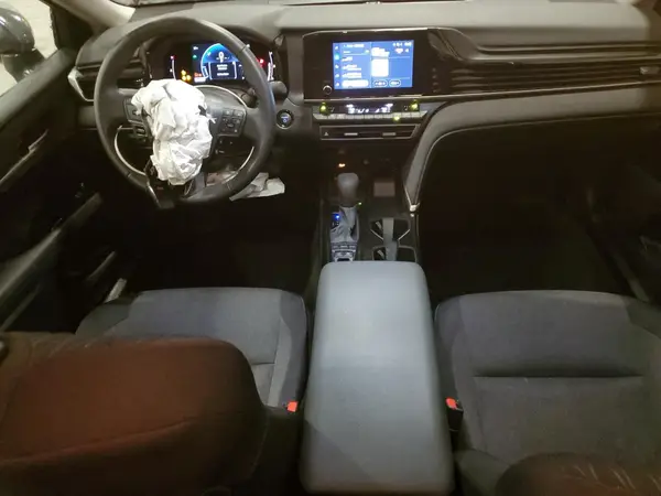 4T1DBADK1SU004983 2025 TOYOTA CAMRY - Image 8