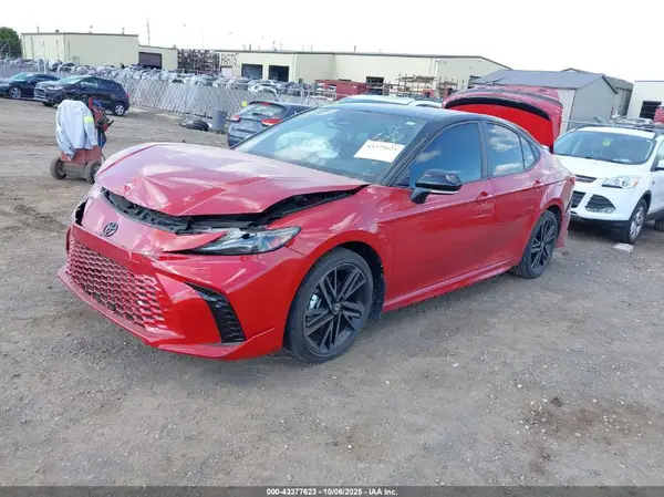 4T1DBADK1SU008483 2025 TOYOTA CAMRY - Image 2