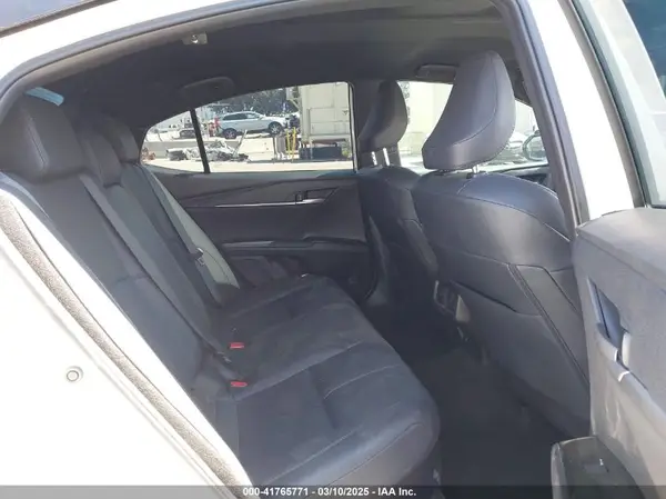4T1DBADK1SU010881 2025 TOYOTA CAMRY - Image 8