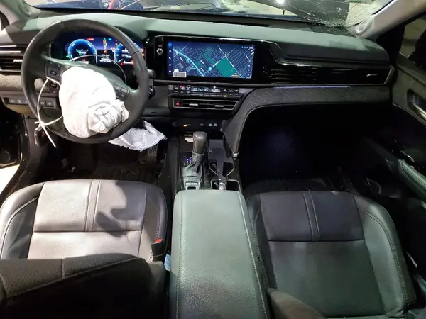 4T1DBADK1SU013828 2025 TOYOTA CAMRY - Image 8