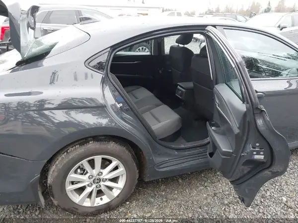 4T1DBADK1SU029172 2025 TOYOTA CAMRY - Image 8