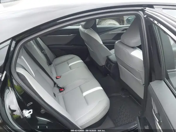 4T1DBADK1SU033819 2025 TOYOTA CAMRY - Image 8