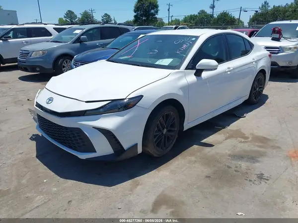 4T1DBADK1SU500205 2025 TOYOTA CAMRY - Image 2
