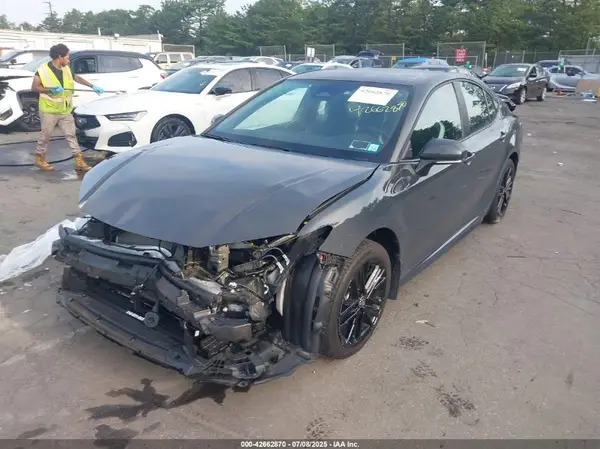 4T1DBADK1SU504108 2025 TOYOTA CAMRY - Image 2