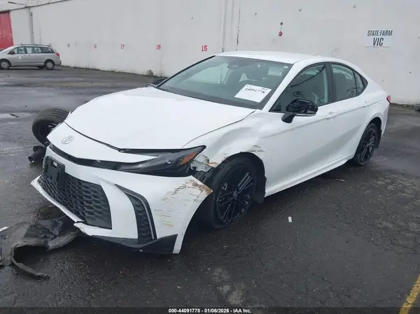 4T1DBADK1SU511785 2025 TOYOTA CAMRY - Image 2