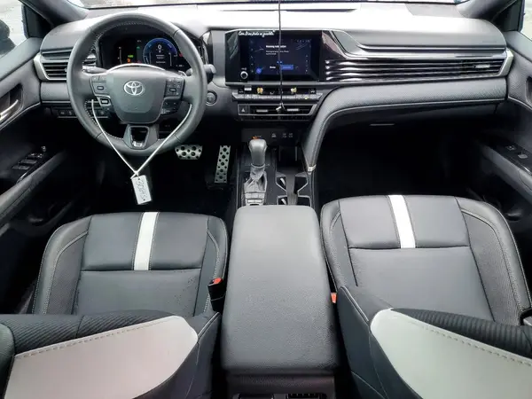 4T1DBADK1SU527890 2025 TOYOTA CAMRY - Image 8
