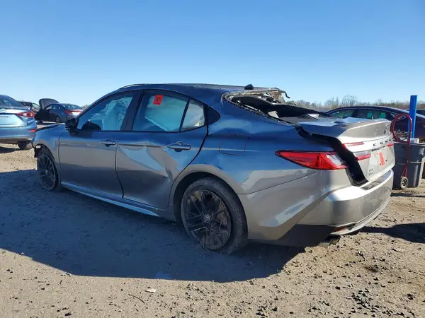 4T1DBADK1SU529963 2025 TOYOTA CAMRY - Image 2