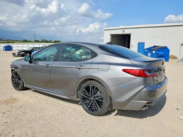 4T1DBADK1TU549325 2026 TOYOTA CAMRY - Image 2