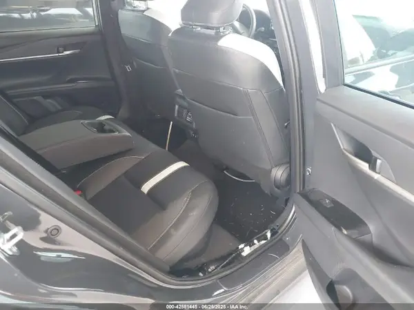 4T1DBADK2SU002806 2025 TOYOTA CAMRY - Image 8