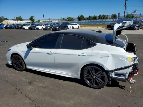 4T1DBADK2SU011537 2025 TOYOTA CAMRY - Image 2