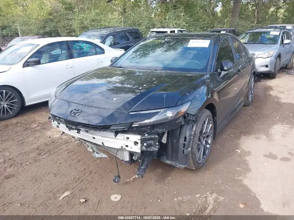4T1DBADK2SU016558 2025 TOYOTA CAMRY - Image 2