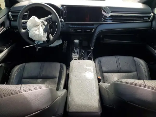 4T1DBADK2SU024482 2025 TOYOTA CAMRY - Image 8