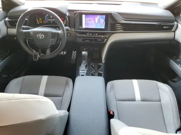 4T1DBADK2SU026572 2025 TOYOTA CAMRY - Image 8
