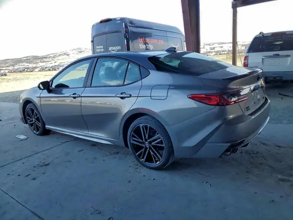 4T1DBADK2SU502299 2025 TOYOTA CAMRY - Image 2