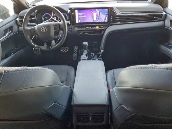 4T1DBADK2SU502299 2025 TOYOTA CAMRY - Image 8