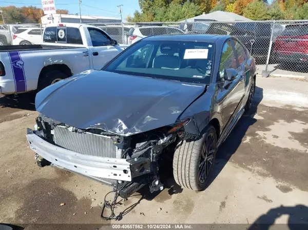 4T1DBADK2SU505056 2025 TOYOTA CAMRY - Image 2