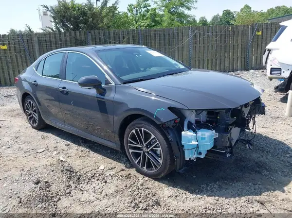 4T1DBADK2SU509561 2025 TOYOTA CAMRY - Image 1