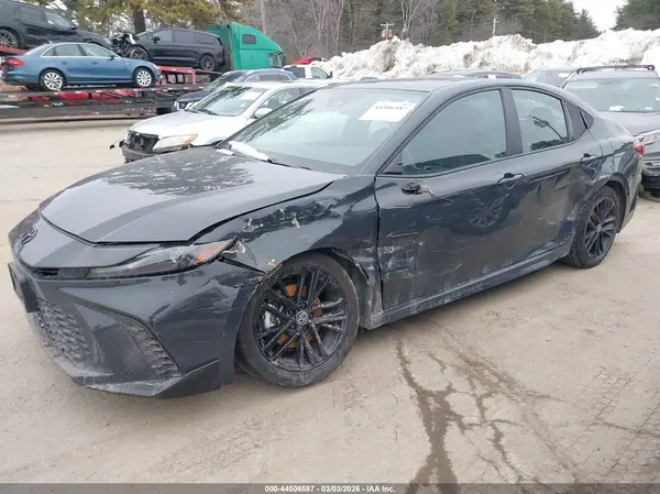 4T1DBADK2SU511424 2025 TOYOTA CAMRY - Image 2