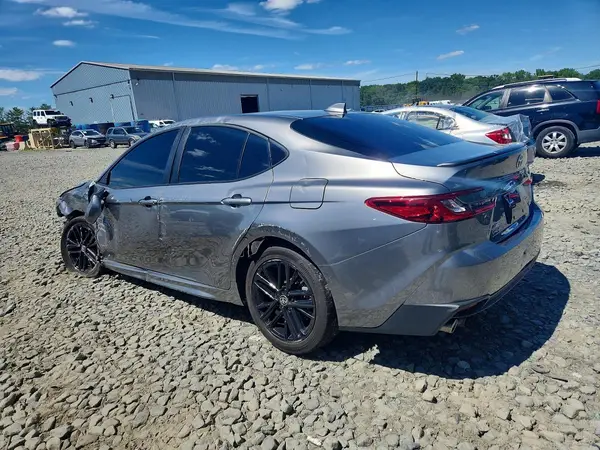 4T1DBADK2SU516963 2025 TOYOTA CAMRY - Image 2