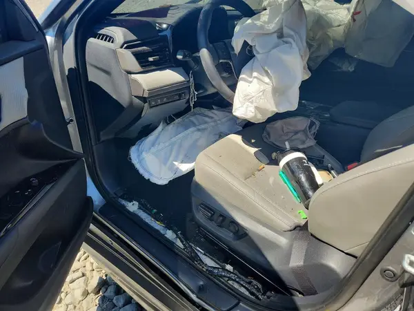 4T1DBADK2SU516963 2025 TOYOTA CAMRY - Image 8