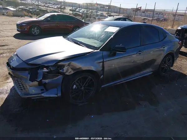 4T1DBADK2SU518602 2025 TOYOTA CAMRY - Image 2