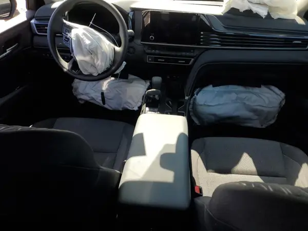4T1DBADK2SU520558 2025 TOYOTA CAMRY - Image 8