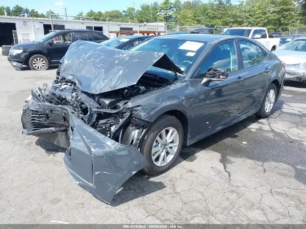 4T1DBADK2SU522942 2025 TOYOTA CAMRY - Image 2
