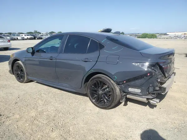 4T1DBADK2SU523525 2025 TOYOTA CAMRY - Image 2