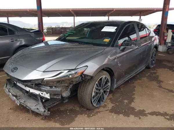 4T1DBADK2SU527638 2025 TOYOTA CAMRY - Image 2